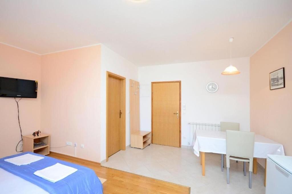 Apartments Ivanka Senj  Luaran gambar